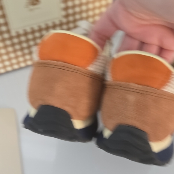 Sezane X New Balance 471 Sneakers, Sold Out Ltd Edition, 7US W, EUC - Picture 8 of 10